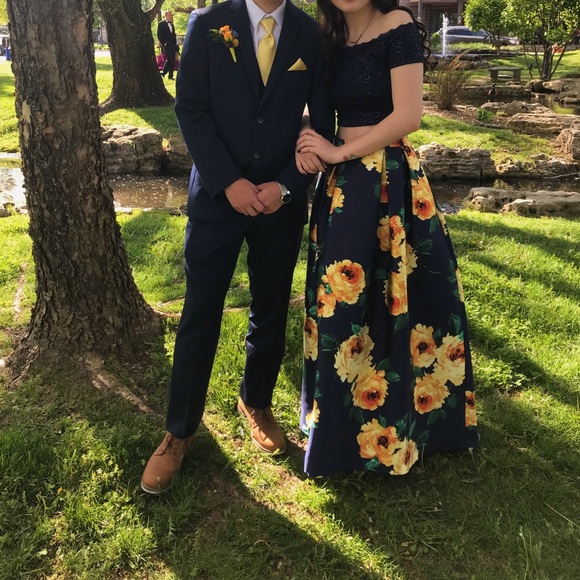 2 piece prom dress - Picture 1 of 4